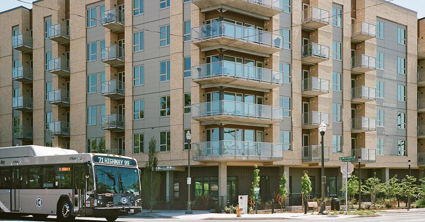Uptown Apartments, located in downtown Vancouver, is accessible by public transit, at the corner of W. McLoughlin Blvd. and Washington St.