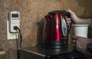 a electric kettle and a power usage meter