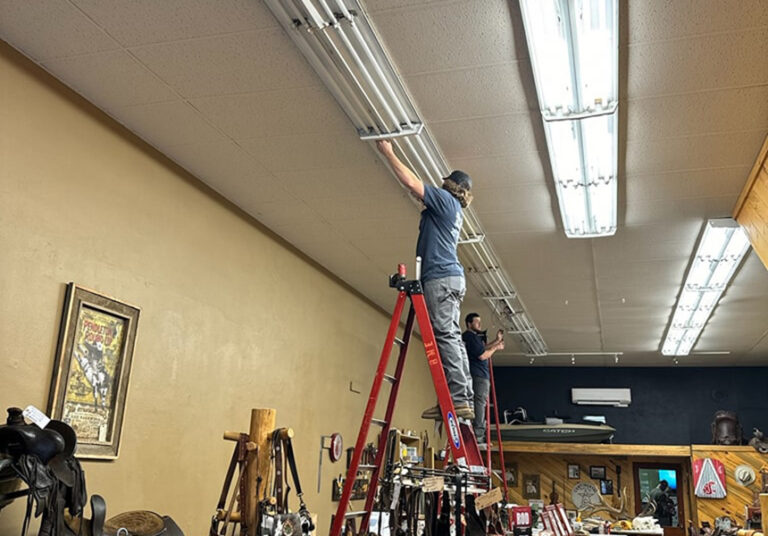 Trade ally helps cut lighting costs for Eastern Oregon small businesses ...