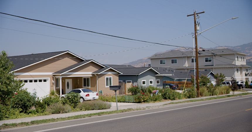 Landscape photo of new homes built after the Labor Day fires of 2020 in Talent, OR.